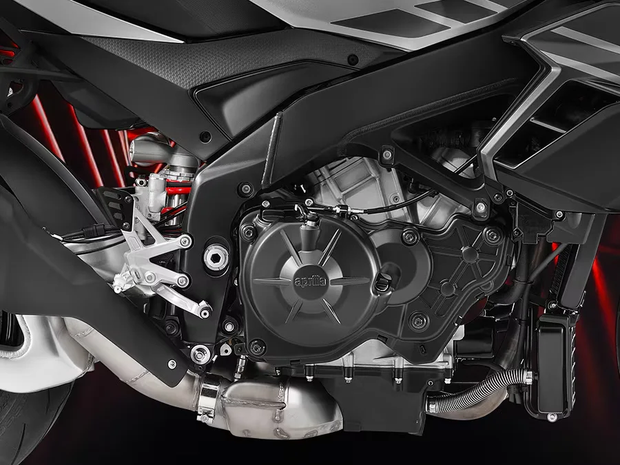 Aprilia Tuono V4 1100 — двигатель