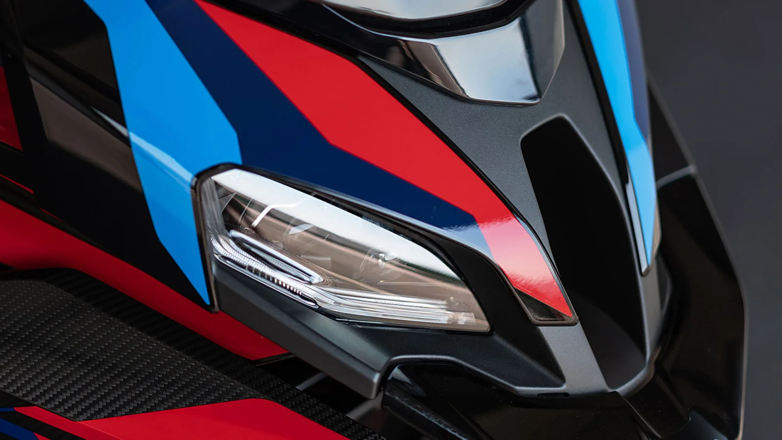 BMW M 1000 XR — баланс