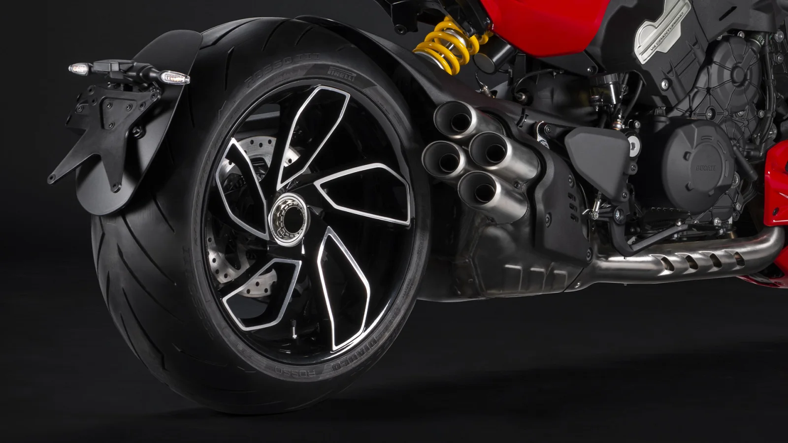 Ducati Diavel V4 — технологии