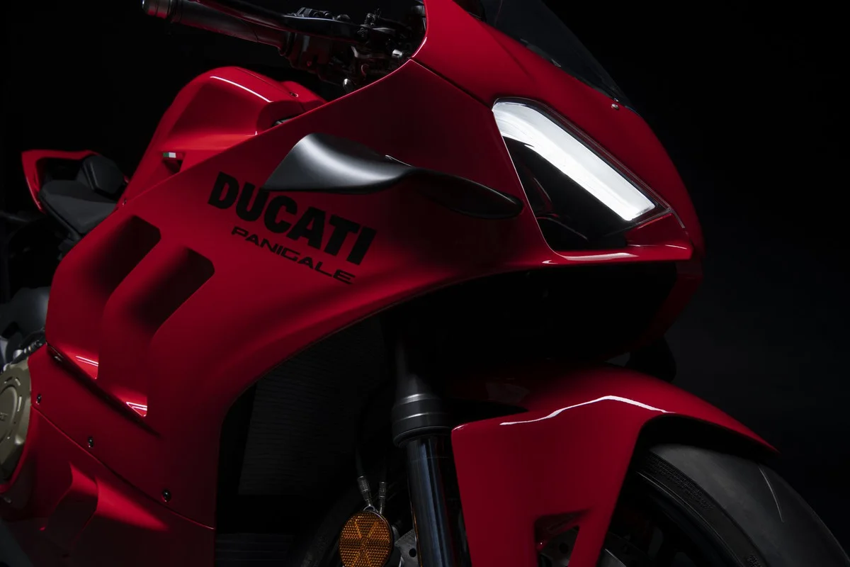 Ducati Panigale V4 — баланс