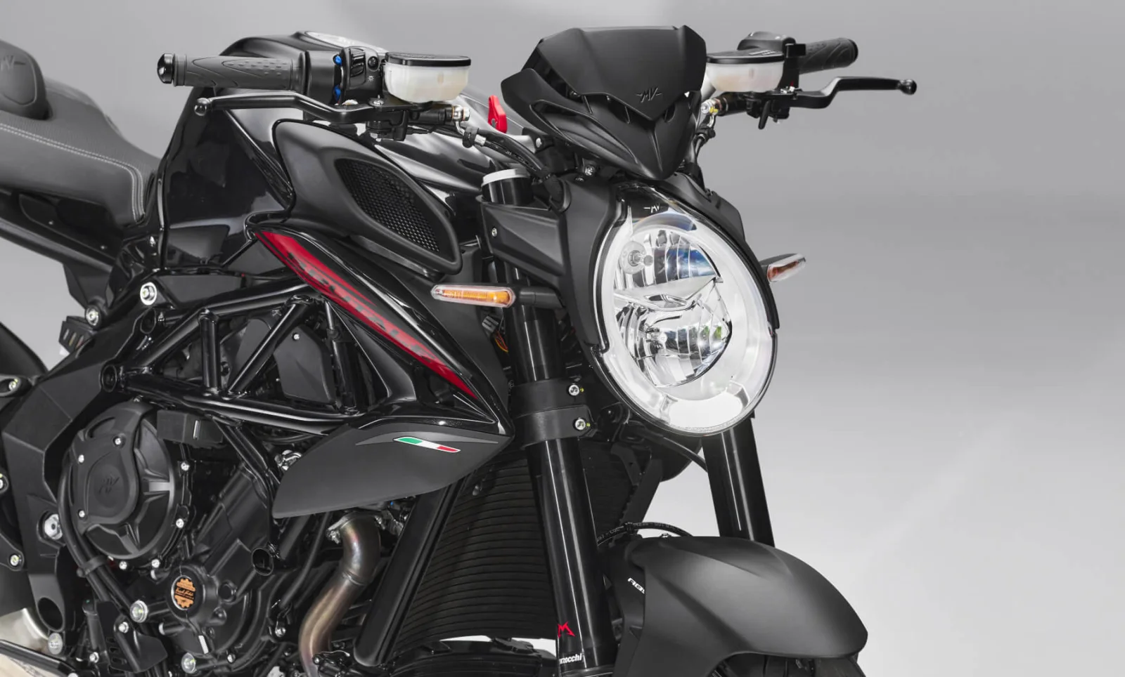 MV Agusta Brutale R — дизайн