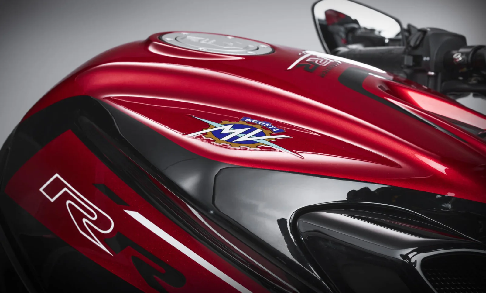 MV Agusta Dragster RR SCS — баланс