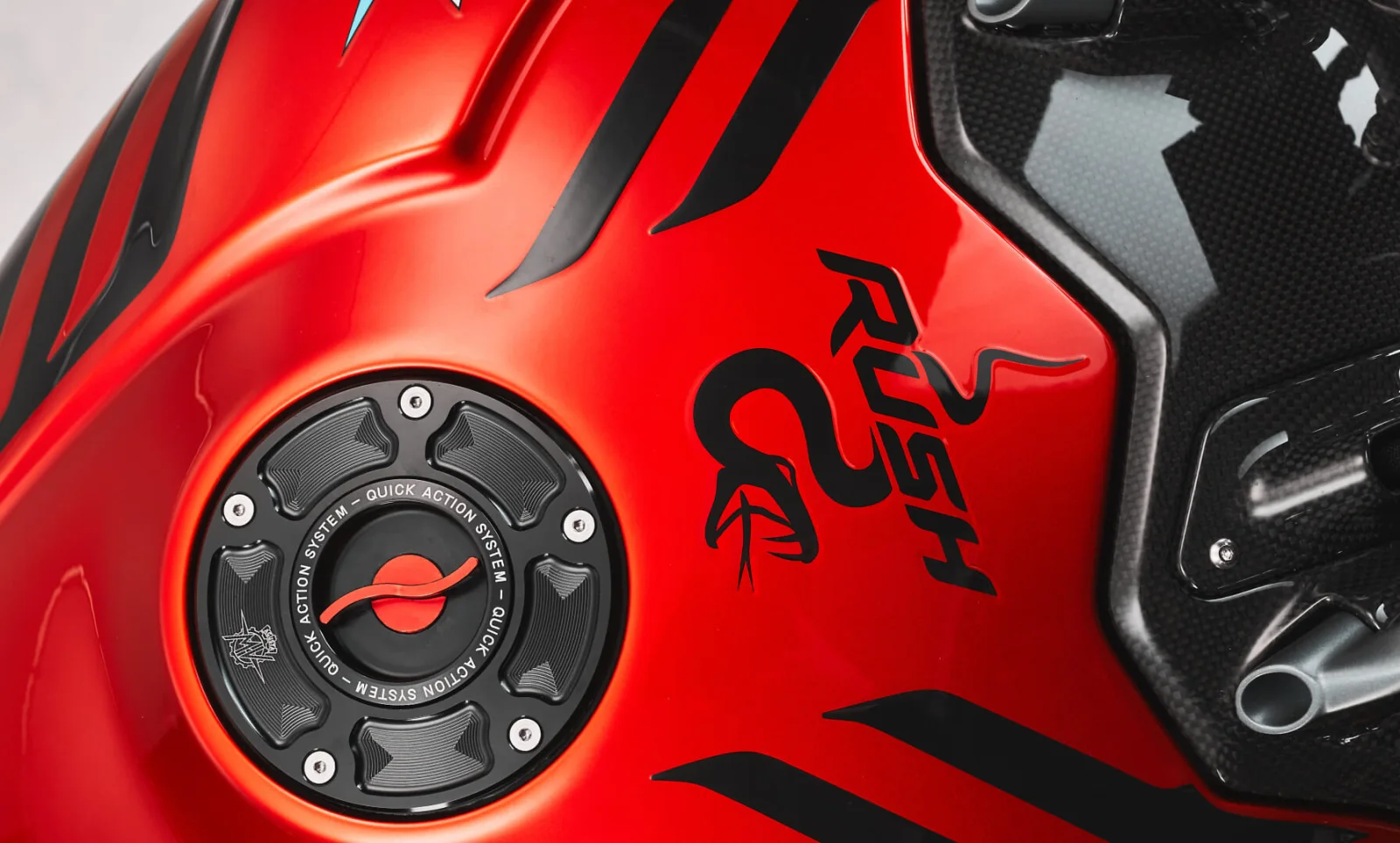 MV Agusta Rush 1000 — баланс