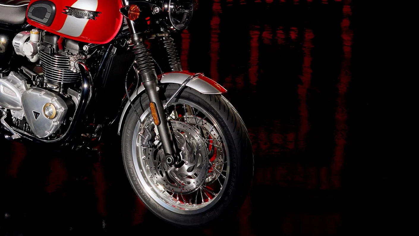 Triumph BONNEVILLE T120 ELVIS PRESLEY LIMITED EDITION — баланс