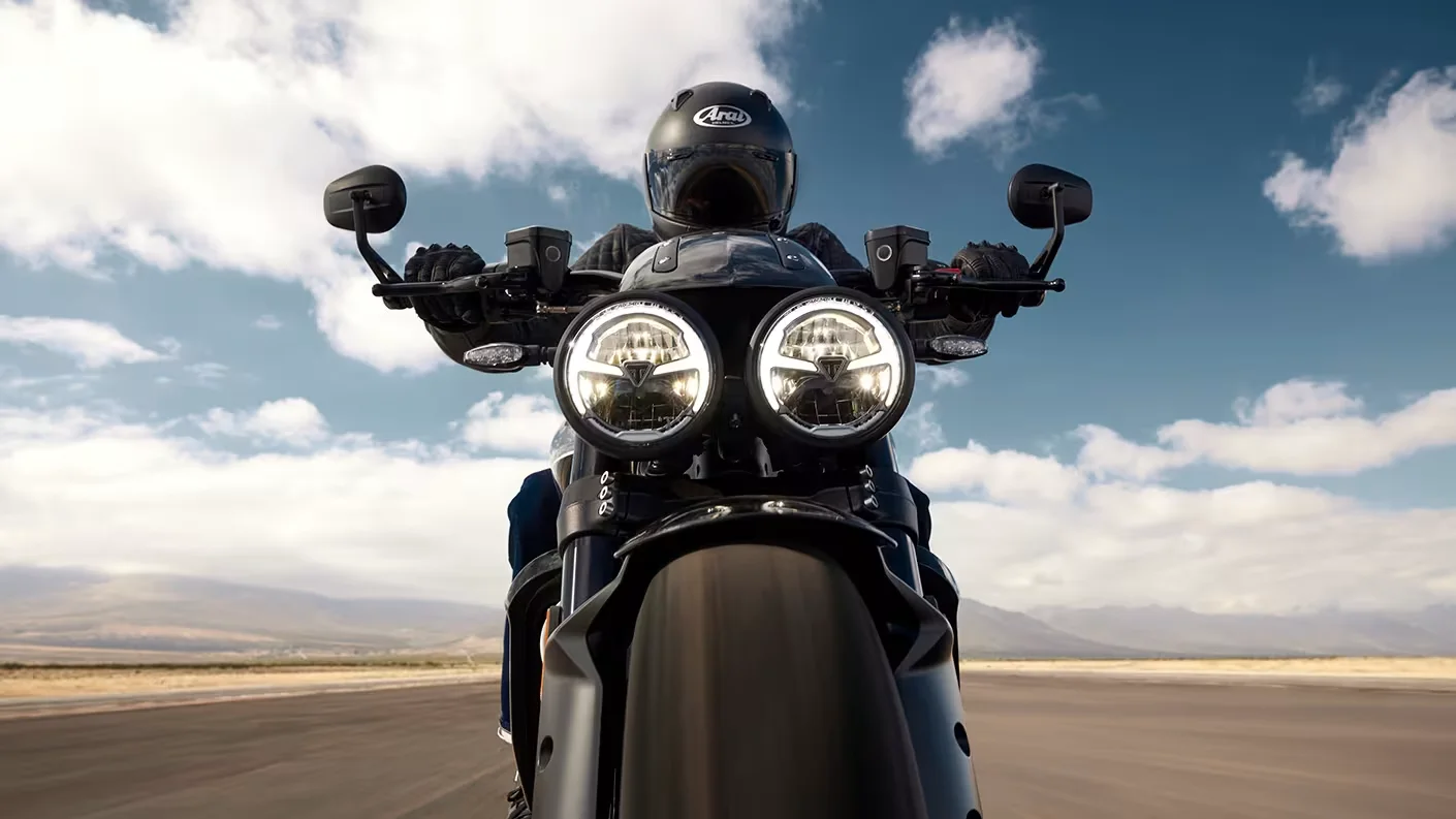 Triumph Rocket 3 Storm R — дизайн