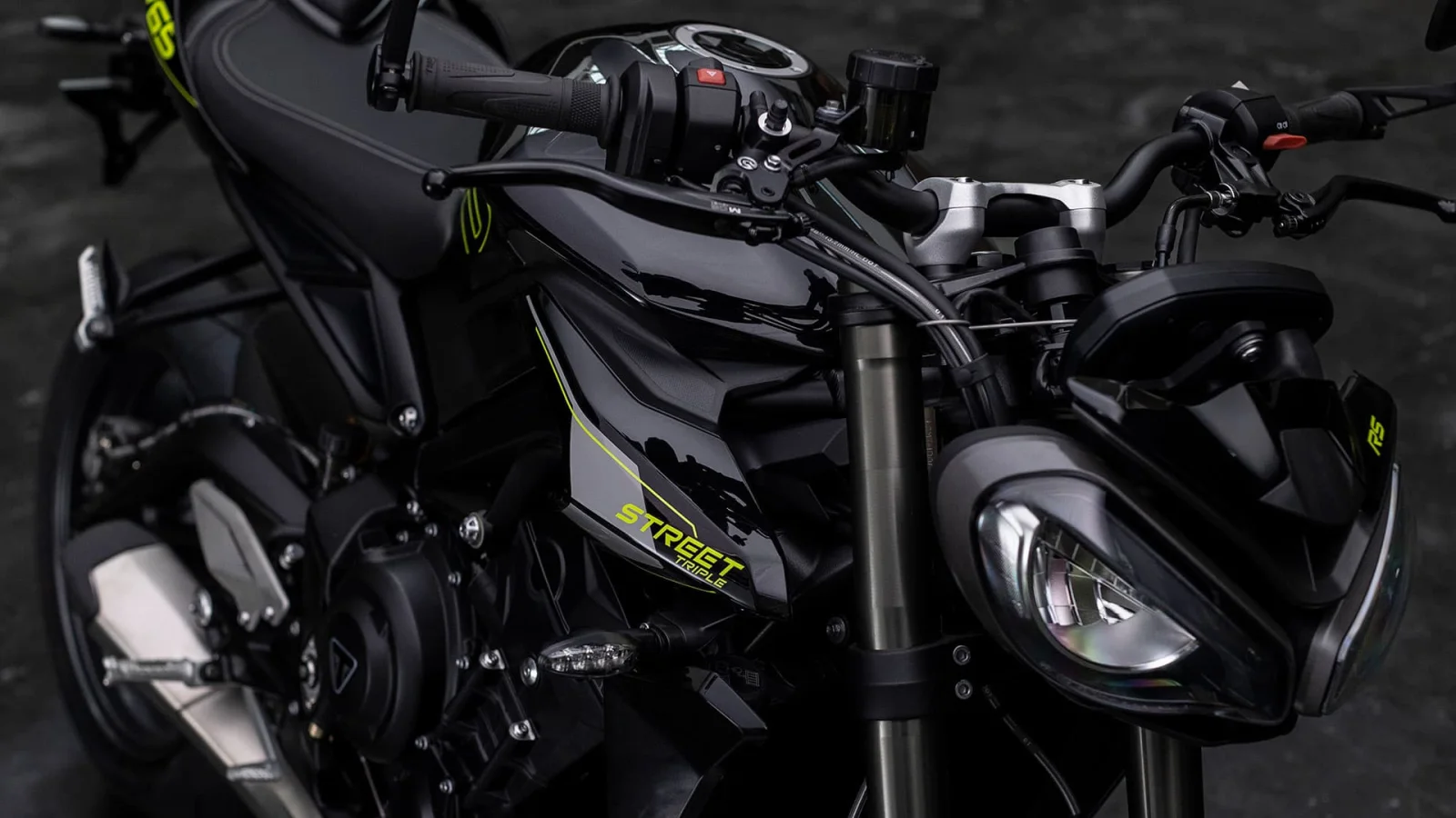 Triumph STREET TRIPLE 765 RS — технологии