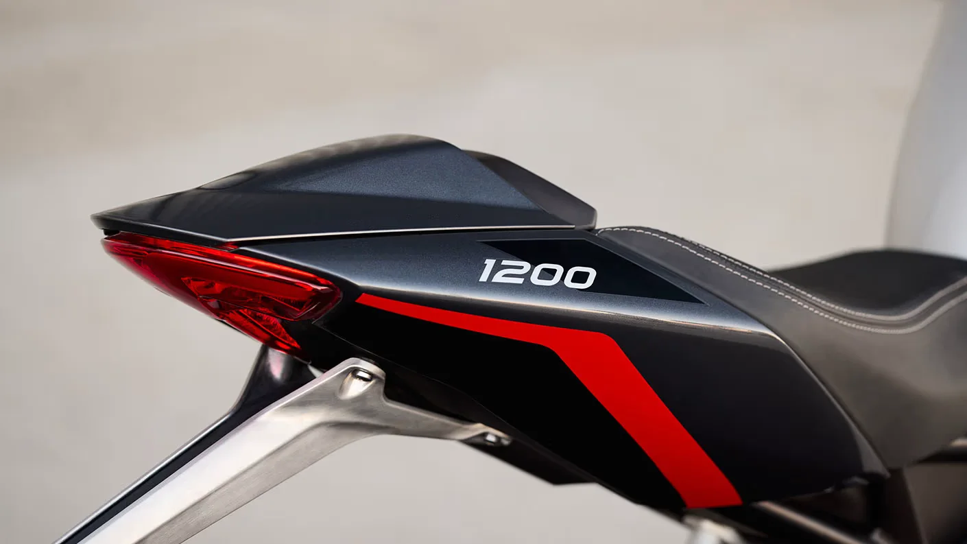 Triumph TF 250-E — технологии